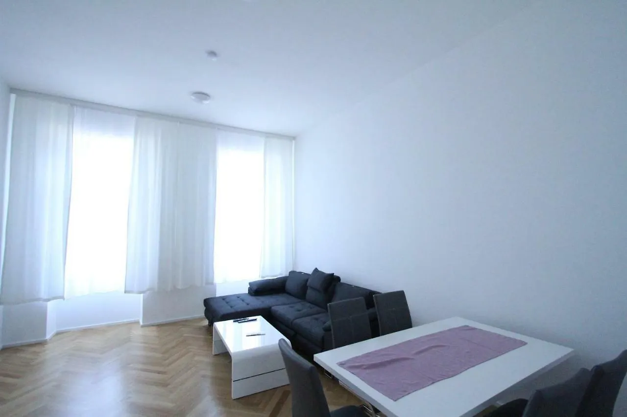 Edelweiss City Apartments United Nations Vienna