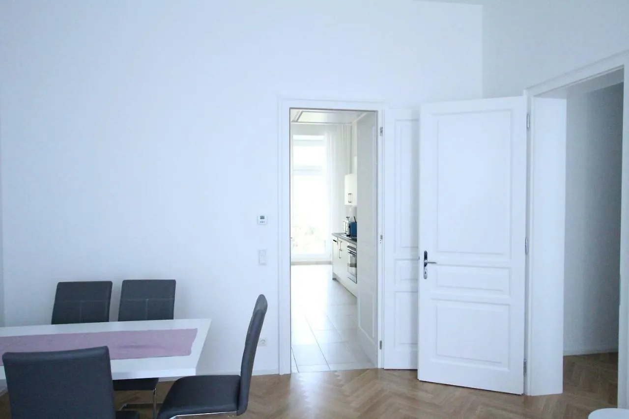 Edelweiss City Apartments United Nations Vienna Austria